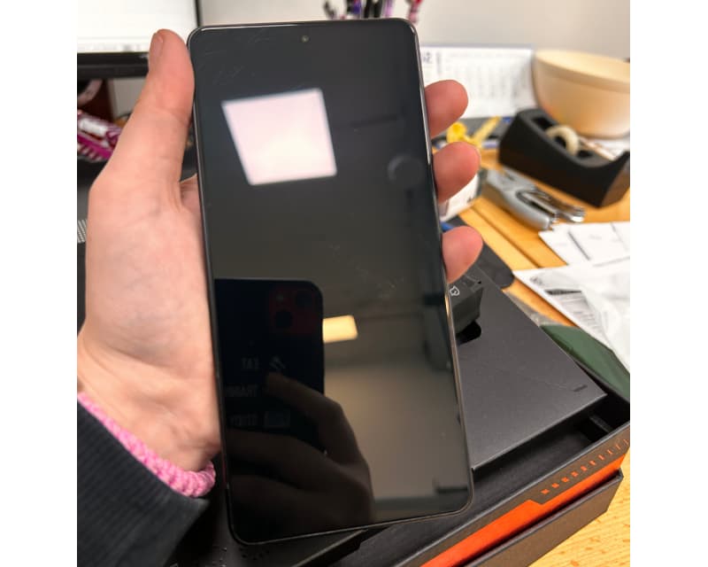 Fotografija proizvoda: ROG Phone 9 Pro 16GB/512GB Android 15 Phantom Black (AI2501-16G512GP-BK-EU) mobilni telefon outlet