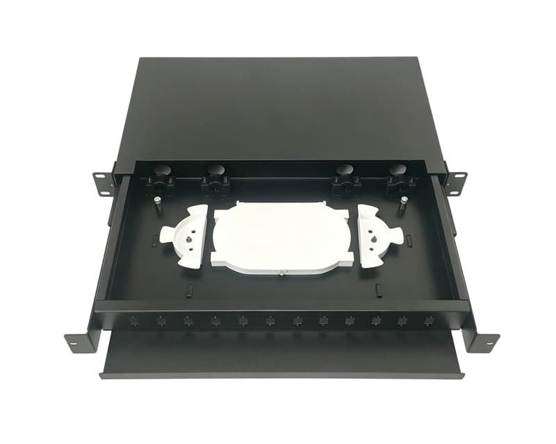 Fotografija proizvoda: Patch panel sa optičkim vlaknima/12-portni/1U/SC/SX