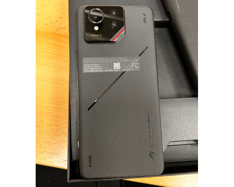 Fotografija proizvoda: ROG Phone 9 Pro 16GB/512GB Android 15 Phantom Black (AI2501-16G512GP-BK-EU) mobilni telefon outlet
