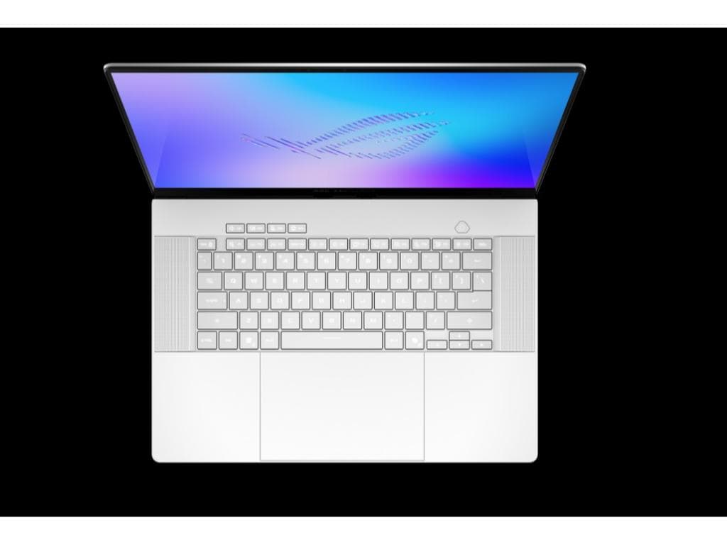 Fotografija proizvoda: Laptop ASUS ROG Zephyrus G16 GU606AR-TB070W W11H/16"2.5K OLED/U9 386H/32GB/1TB/5070Ti12GB/back/futro