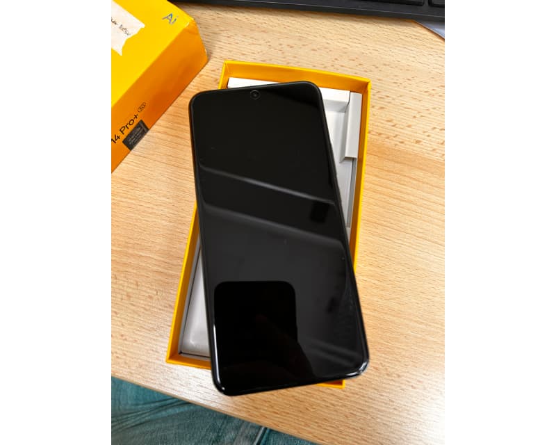 Fotografija proizvoda: 14 Pro+ 5G RMX5051 Pearl White 12/512GB mobilni telefon outlet