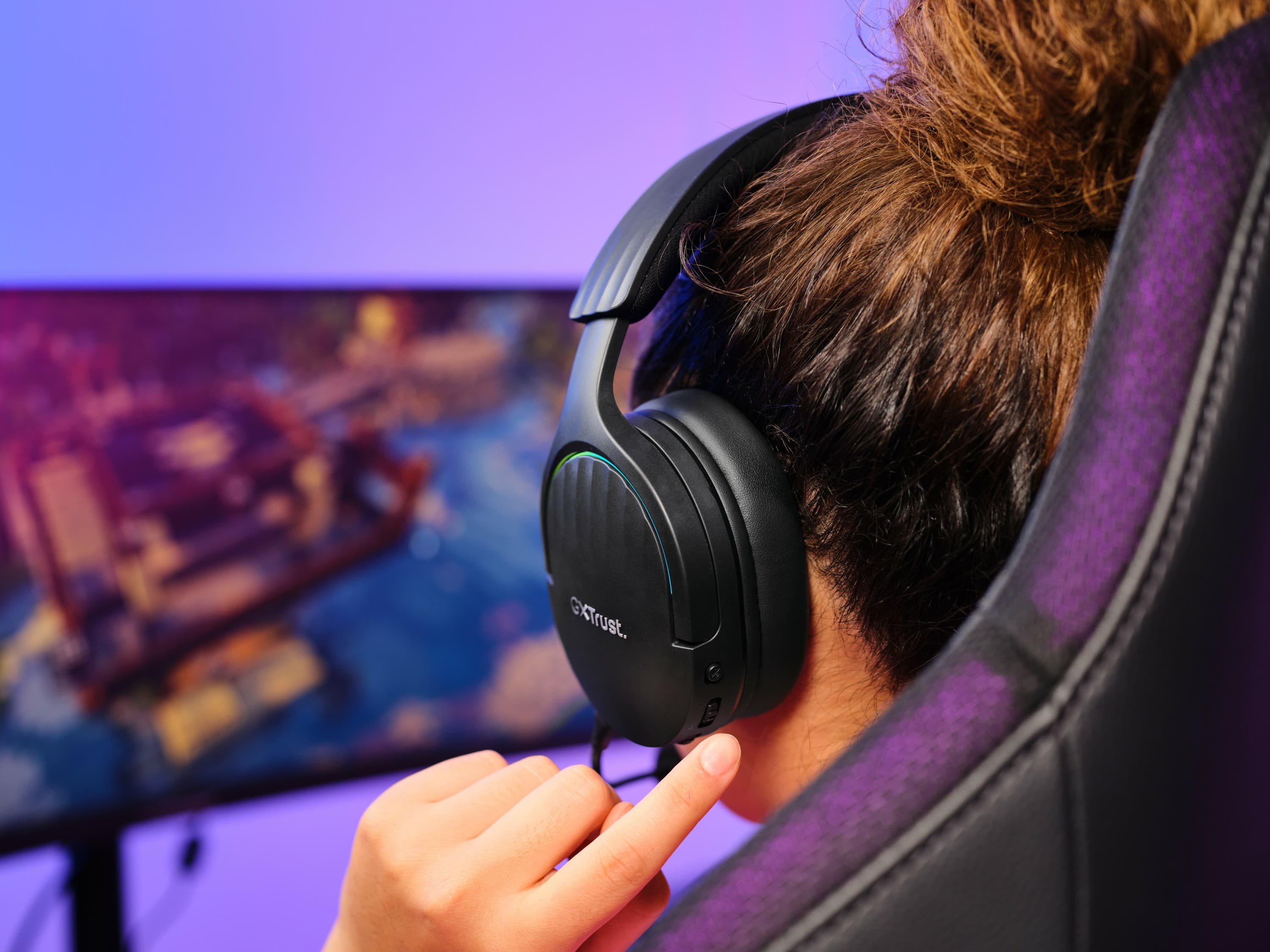 Fotografija proizvoda: Slušalice TRUST GXT491 FAYZO WIRELESS HEADSET BLK